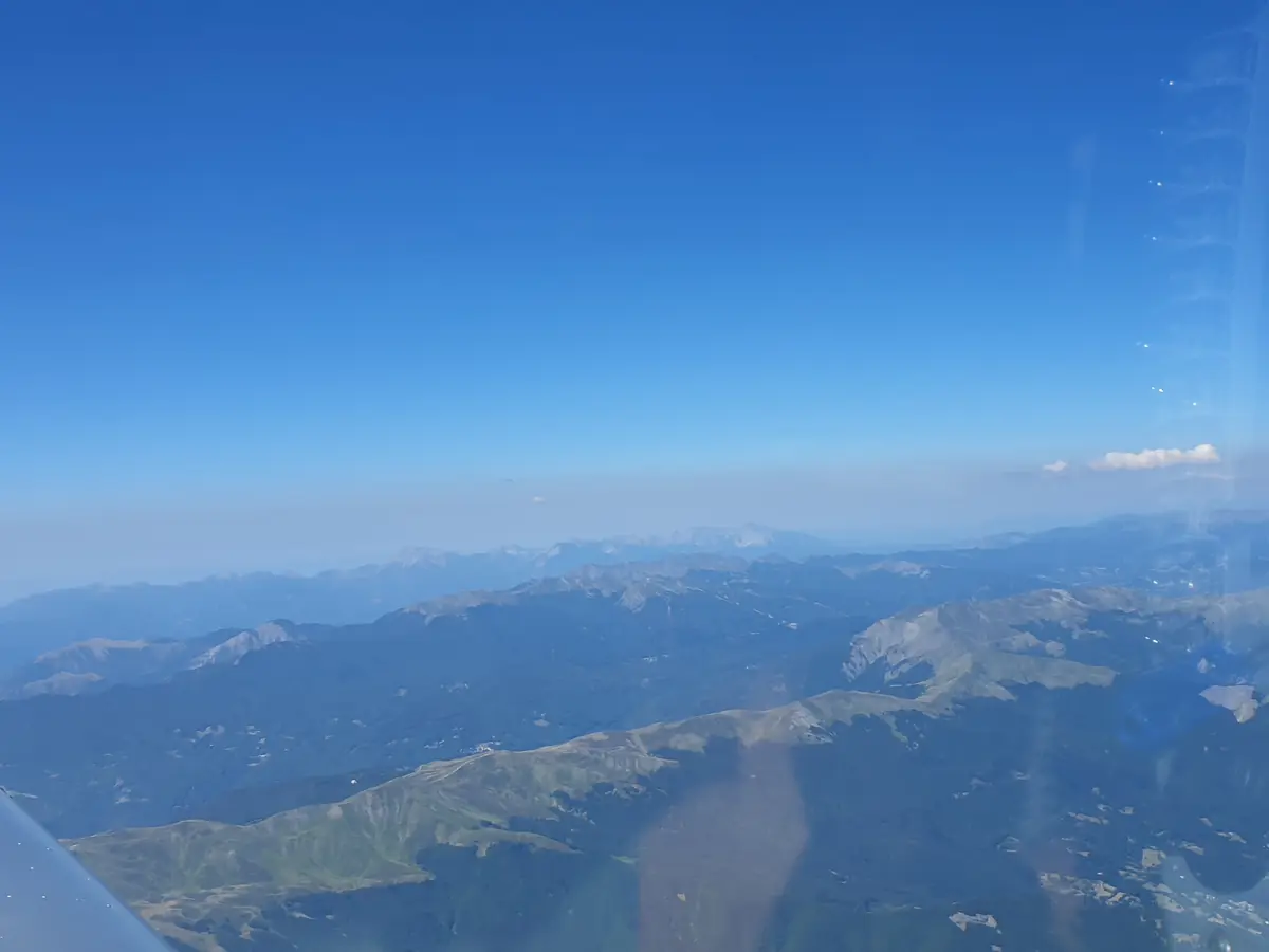 Le montagne liguri dall'aereo